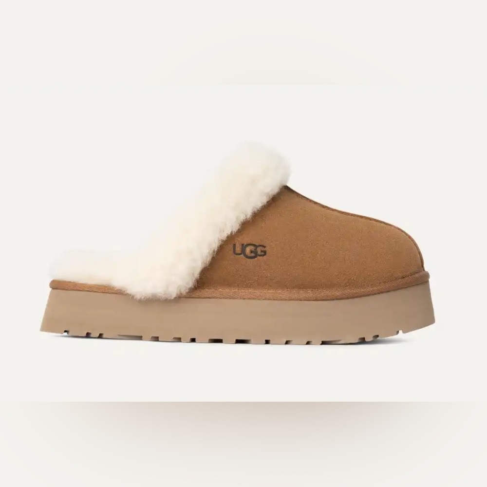 UGG Women's Slippers - Size 8